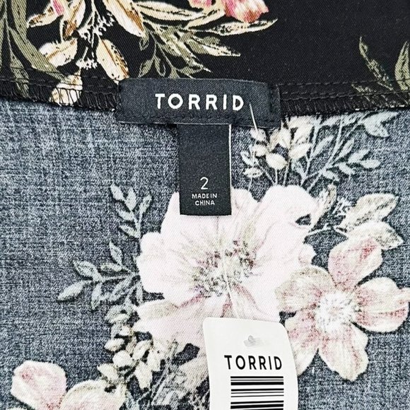 Torrid | Black Floral Stretch Challis Slit A-Line Midi Skirt - Picture 6 of 9